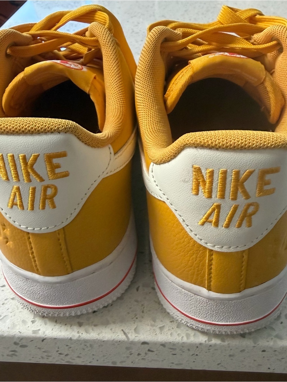 Nike Air Force 1 Yellow Ochre - Picture 4 of 6